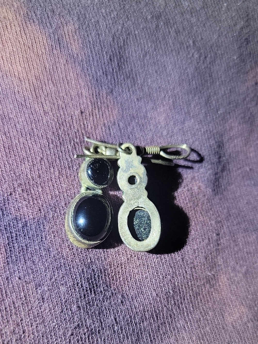 Black Cabochon Double-Drop Brooch Pin